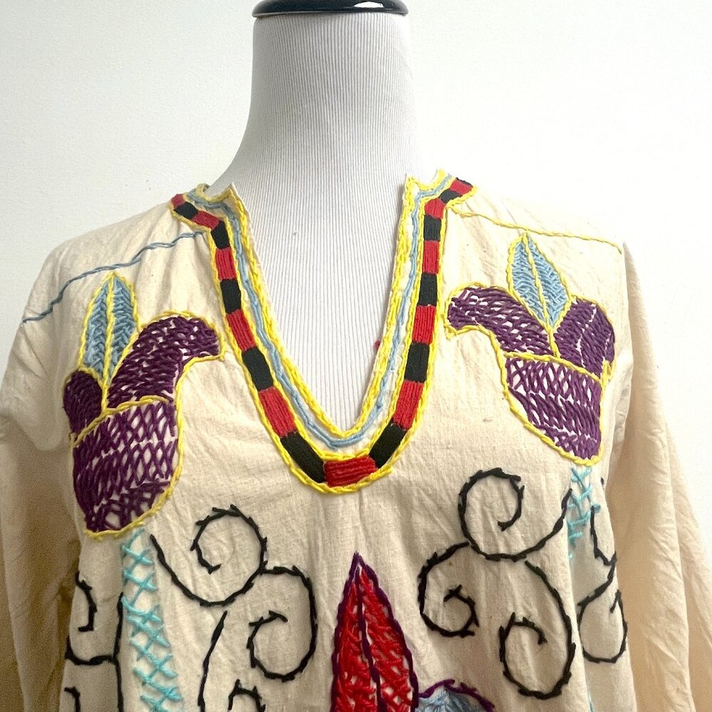 Vintage Caftan hand embroidered cotton cream multicolor never worn - Picture 3 of 11